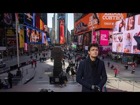 Positive vibes, live crooning🎙️