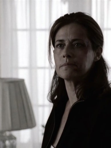 Dr. Jennifer Melfi #sopranos#jennifermelfi#flëur