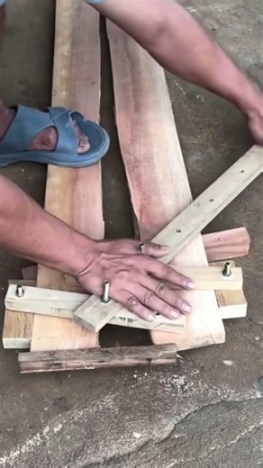 This is the process of attaching wood using a tool like the video above. #wood