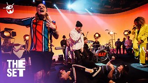 Illy and Thandi Phoenix link up 'Catch 22' live on The Set. | triple j