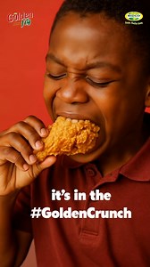 169K views · 305 reactions | The real test of a good oil? Your first bite! You don’t have to say much…the crunch always tells the truth.凜✨Dig into that hot crispy bite and taste the golden difference. #GoldenCrunch #madewithgoldenfry #GoldenMemories | Golden Fry | Facebook