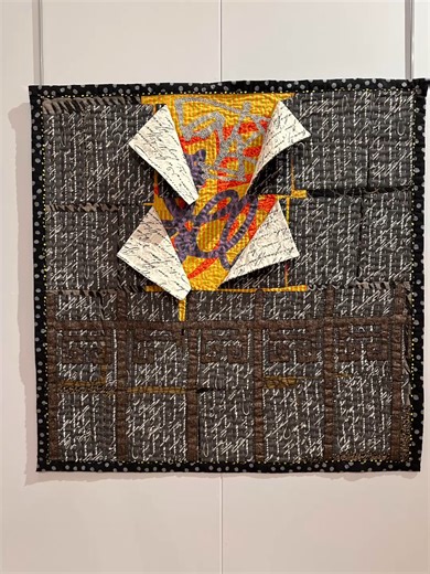 Reveal by Robin Schwalb. Head to our Facebook page or our YouTube channel to hear more on this quilt as well as Lady of the Candied Fruit! #IowaQuiltMuseum #quiltersoftiktok #quilttok #madisoncountyiowa #wintersetiowa #ReboundRenewReimagine #manhattanquiltersquild #robinschwalb