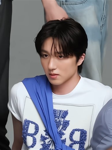 Kang Chani [The Star] 🤍🖤 #kangchanhee #chanisf9 #sf9chani #강찬희 #찬희 #SF9 #kpop #idol @SF9 Official