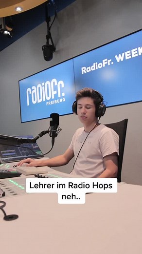 Die besten Witze des Radiomoderators bei Maelo Romani Radio