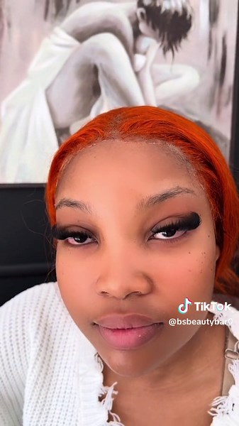 Cluster Lashes vs Individual Lashes: Understanding the Difference