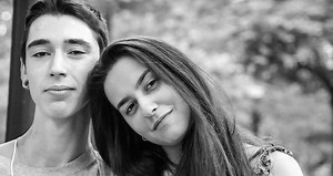 «Nous nous câlinons la nuit lorsque la maison dort»