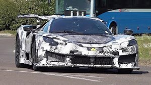2025 Ferrari F80 on the Road – Supercar Sound & Street Presence Revealed