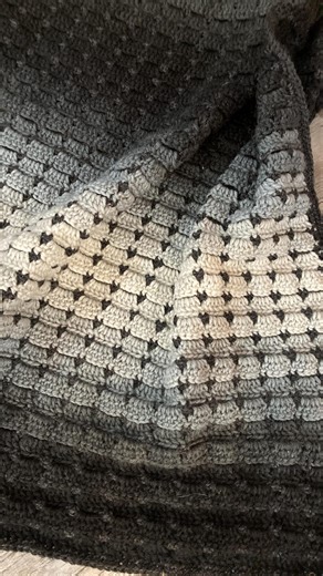 Crochet Blanket Pattern, Block Stitch Gradient Throw, Midnight Moonlight Tiny Hearts PDF in 5 Sizes, With Video Tutorial - Etsy