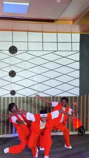 Move 4 Christ on Instagram: "Last Sunday, we rejoiced before the Lord and celebrated the birth of Christ, dancing before Him in His holy house. ✨🎄 Cc: @revivalpalacechurch #move4christ #gospeldance #gospelvibes #gospeltotheworld #gospelmusic"