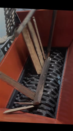 Wood pallets recycling！ #shredder #blade #recycling #wood #waste | wood
