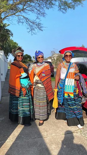 Discover the Beauty of Xhosa Traditional Wear | SAMA28