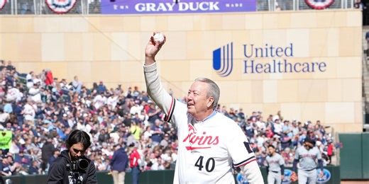 Former broadcaster Dick Bremer elected to Twins Hall of Fame