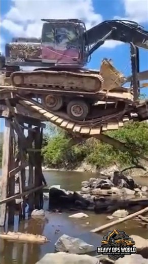 #excavator MAX LOAD! Hydraulic Excavator vs. Dangerous Bridge | Heavy Ops World