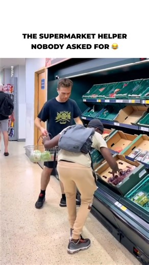 2.3K views | When you're shopping and a random guy starts adding things to your cart that you would never buy 識參  What would you do if this happened to you? #BVIRAL | Positive | Facebook