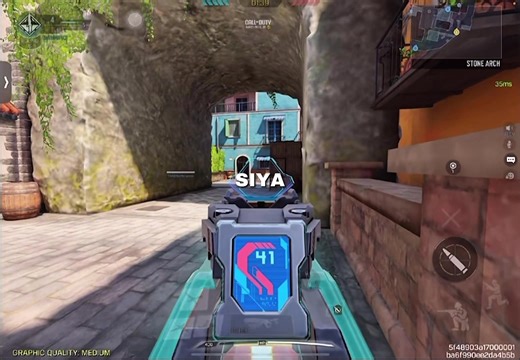 Testing the Switchblade in Call of Duty Mobile