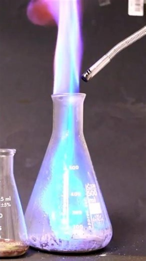 🔥🔵LA FLAMME ASCENSEUR 🔥🔵 #chemistry #experiements #physiquechimie #science #chimie #combustion