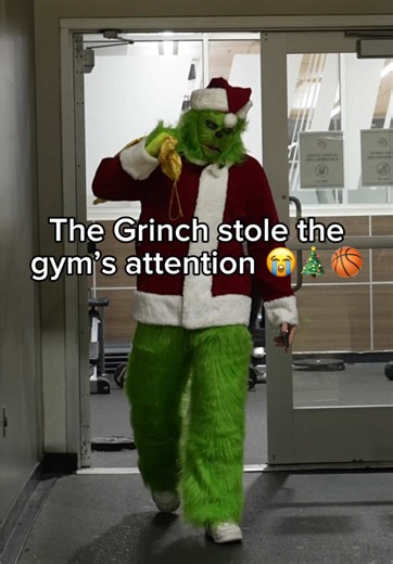 The Grinch Basketball Game Highlights
