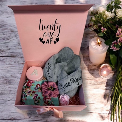21st Birthday Gift for Her, 21 Birthday Gift, Happy 21st Birthday, Gifts With Floral Robe, Personalized 21st Birthday Gift Box, Finally 21 - Etsy