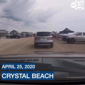 Crowds at Crystal Beach: A LOT of people spent their Saturday at the beach. Meanwhile, Galveston beaches will reopen Monday, but only under specific restrictions. https://abc13.com/6126789/ | ABC13 Houston