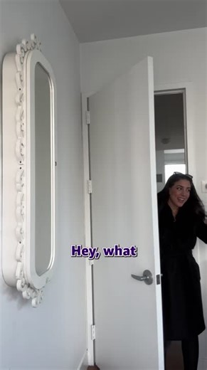 Physical vs Virtual Servers Explained 🖥️🏡Physical and virtual servers use the same hardware.The difference? Physical servers communicate directly with the hardware, while virtual servers use a… | Linda Haviv | 54 comments