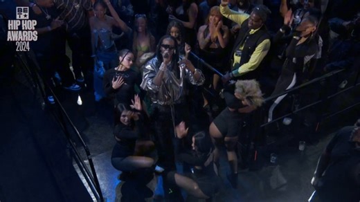 8.9K views · 173 reactions | When “Birthday Song” hits different… on your actual birthday.  Salute to 2 Chainz, a legend whose bars, business moves, and unforgettable #HipHopAwards moments keep shaping the culture. Happy Birthday to a trueeee ATL legend! #BET | BET | Facebook