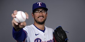 Dunning reveals new pitch in Spring Training opener ... sort of