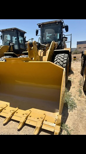 Caterpillar Loader Features and Construction Insights