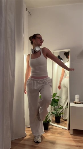 Leg Day Outfit Inspiration for Gym Enthusiasts