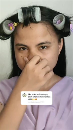 Novita putri hia on Instagram: "Soundnya hanya penarik 羅 #pitaputrihia #fyp #makeup"