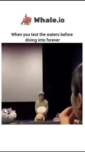 𝔖𝔲𝔠𝔠𝔢𝔰𝔰 on Instagram: "Sometimes the smartest proposals come with a practice round first 💍😂 Follow @happinessbrewed for more creative love stories This is proposal planning at its finest! Watching this guy orchestrate an entire fake proposal at the front of a movie theater - complete with flowers and everything - just so he can gauge his girlfriend's reaction by asking "would you accept if that was us?" Her smile gives him the confirmation he needs, he signals "get it," and suddenly the