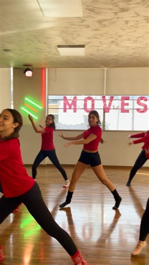 Moves Dance Studio on Instagram: "Who’s ready for christmas?🎄🤗 - #dance #dancereels #instagram #lebanesedancers #peace #dancing #beirut #byblos #dancers #party #danceparty #fun #family #dancersofinstagram #ballet #jazz #hiphop #pompom #lebanon #casinoduliban #theatre #performance #festival #christmas #cute #kids #christmasvibes"