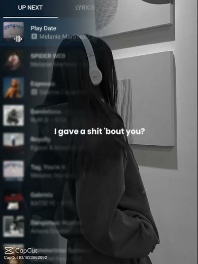 Play Date(Soft edit) - Melanie Martinez + Lyrics #playdate#melaniemartinez#lyrics#aesthetic#music