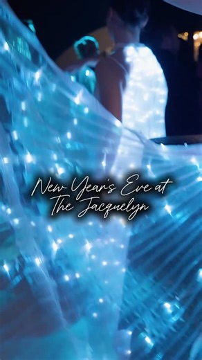 The Jacquelyn on Instagram: "New Year’s Eve at The Jacquelyn is not just a party. It is a full blown experience! ✨🥂 Step into the night with a champagne and caviar welcome, slip into the speakeasy as the energy builds, and let the glamour take over as live music, surprise performances, and dancing carry us into the new year. From 9 PM to midnight, the dance floor stays alive with Hip Service, followed by our Jacquelyn-style Ball Drop and champagne toast at midnight. Then we keep the cele