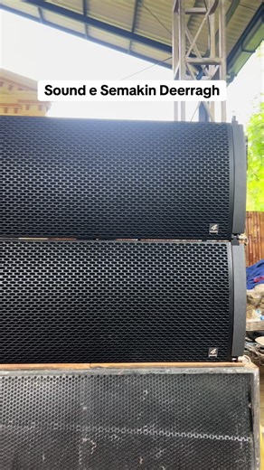 Tekstur Prismatik Semprot: Gus Zamzami di Nganjuk