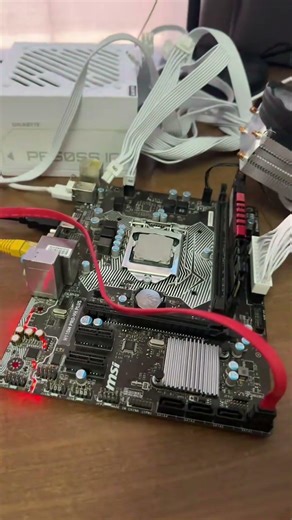 le saque el cpu cooler mientras usaba la pc #pc #pcsettings #tech #gaming #pcgaming #pcgamer