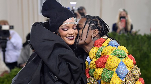 Rihanna expecting 1st child with A$AP Rocky: See the baby bump pics!