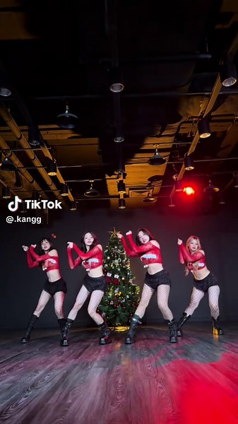 Minizize Dance Studio: Discover TikTok Dance Trends