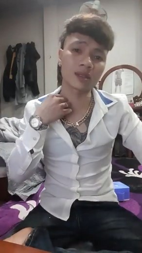 Khá Bảnh Live Stream Lí Do Tại Sao Lại Xăm Đại Bàng Cắp Rắn P34 #khabanh #short #viral #xuhuong | Cậu Bảnh TV