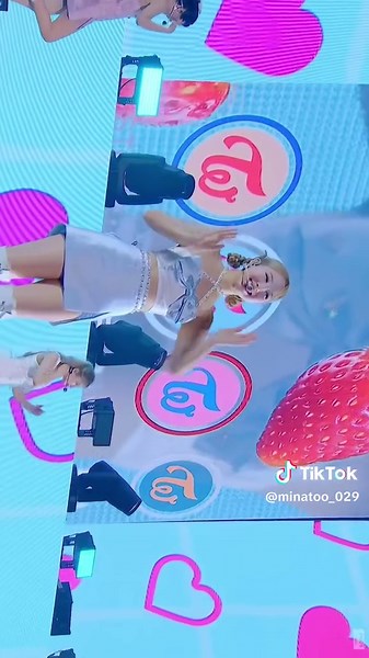 TWICE Live Performance at Tokyo Dome: What is Love Dance