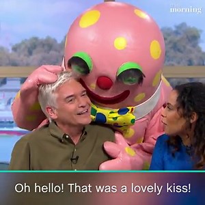 Remember Mr Blobby? We won't be forgetting him after this! 🙈 | This Morning