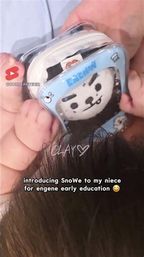 engene early education 👶🏻 introducing my niece to Sunghoon SnoWe #engene #enhypen #sunghoon #enchin