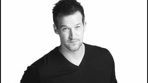 #StarTrek actor Kenneth Mitchell has died at the age of 49 following a nearly six year battle with ALS. 💔 | E! News