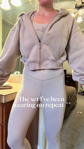 POV: your gym fit is Hogwarts-approved ⚡️ The Glowmode x Harry Potter collection is officially live and I’m obsessed. Soft, flattering, and low-key magical — perfect for workouts and everyday wear. If you’re a HP fan, you need this 🖤✨ 👉 linked #glowmode #harrypottercollection #harrypotterfans #gymfit #activewearfinds