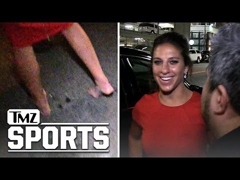 Carli Lloyd -- Agony of Da Feet ... Goes Barefoot After ESPYs | TMZ Sports