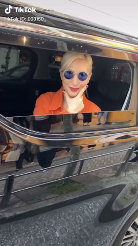 m-flo LISAさんからのメッセージ @タワーレコード渋谷店