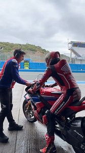 #JerezTest Jack Dixon on track 🔥 🎥 @hrc_worldsbk #MGPI #RespectAllRiders #WorldSBK #Honda | MGPIndonesia