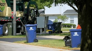 Garbage Truck Unloading Garbage Can Usa Stock Footage Video (100% Royalty-free) 1110514911 | Shutterstock