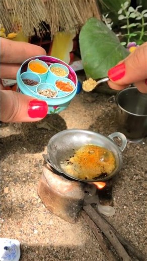 World's tiniest Kadhai ? 😱😱 #miniature #tinyfood #shorts #tinymichchu