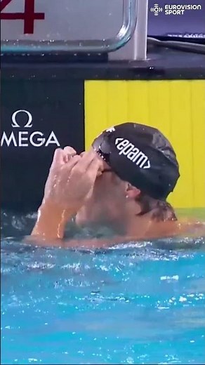 What a race! Success for Italy's Nicolo Martinenghi in the Men's 100m Breaststroke Final 🇮🇹🥇