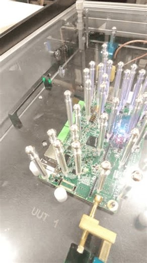 clip-4004856759-professional-high-tech-circuit-board-testing-hardware-diagnostic